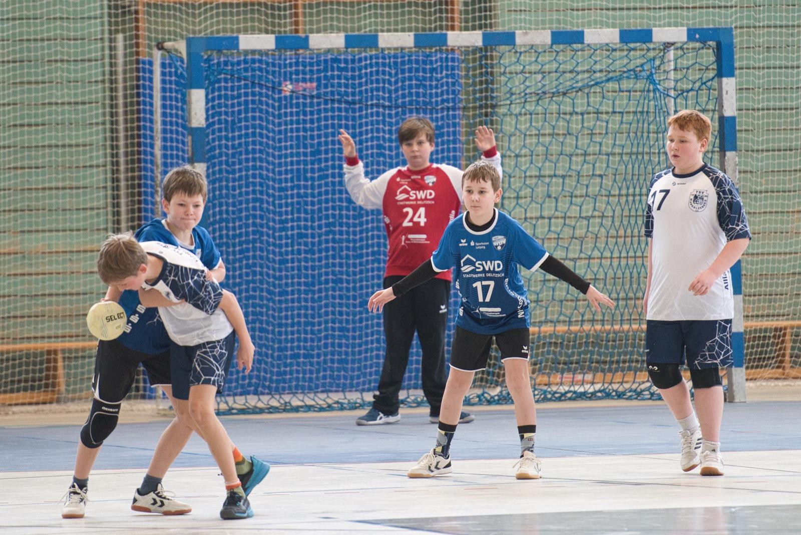 Verschlafen mit dem Kopf durch die Mitte – aber der 4. Sieg in Folge